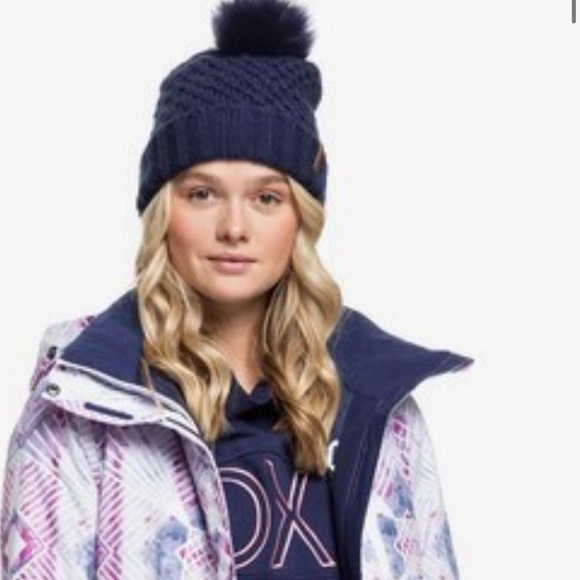 🌼 ROXY MEDIEVAL BLUE WINTER BEANIE 🌼 - Picture 7 of 8